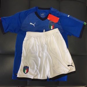 2019 Italy Home Jersey